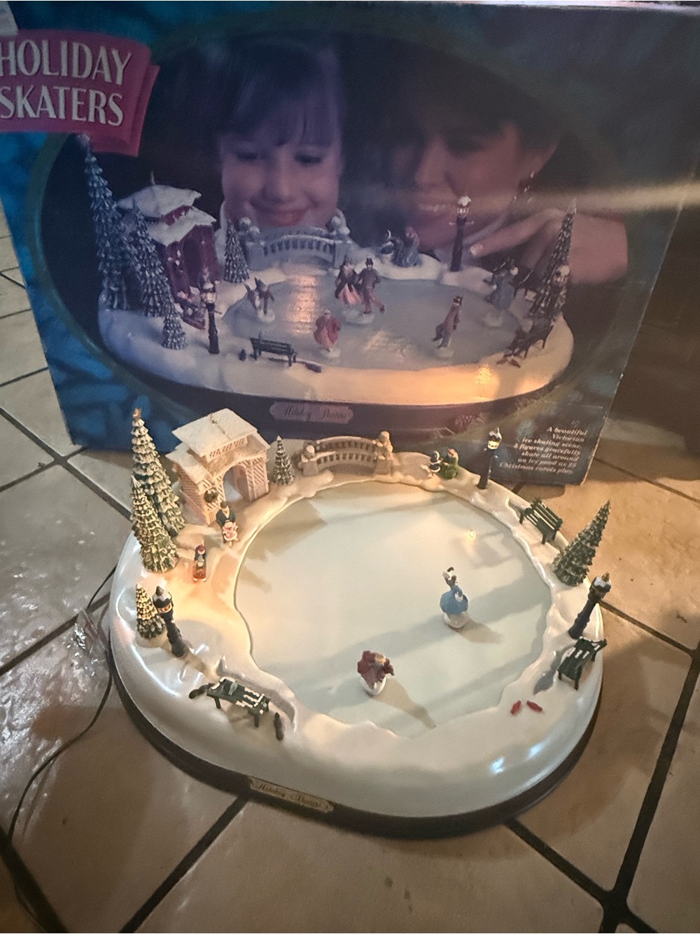 Holiday Skaters Skating Pond Lights Music Box WORKS Complete With Manual